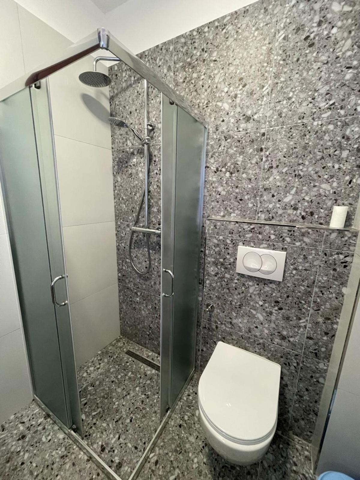 Cava Apartments Sarandë Buitenkant foto